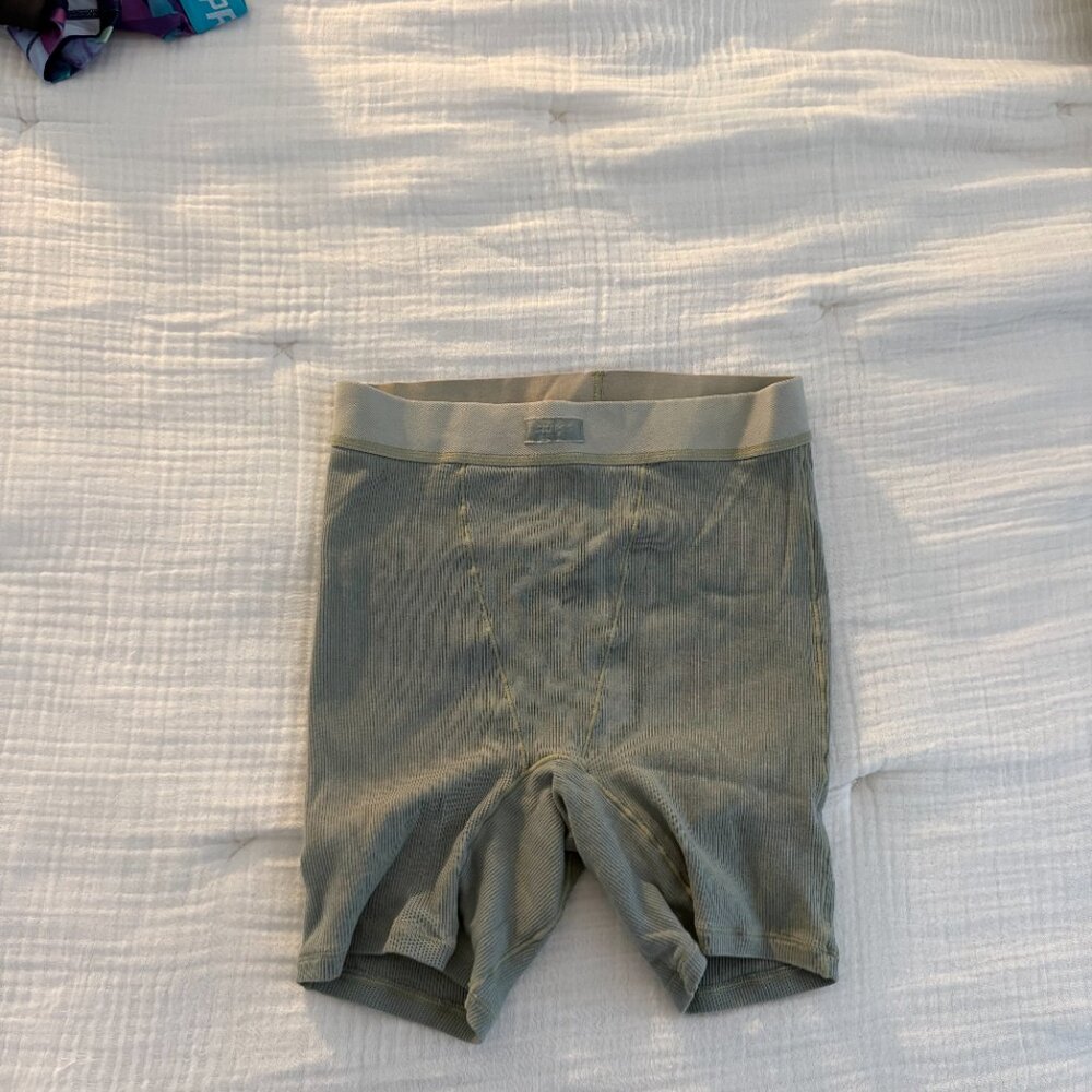 Skims Cotton Rib Boxer - Picture 4 of 4
